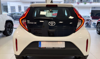TOYOTA Aygo X Cross 1.0 VVTI Play lleno