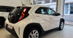 TOYOTA Aygo X Cross 1.0 VVTI Play