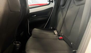 TOYOTA Aygo X Cross 1.0 VVTI Play lleno