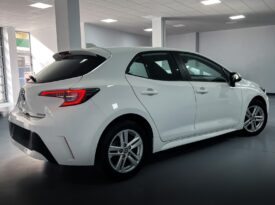 TOYOTA Corolla 1.8 125H ACTIVE TECH ECVT