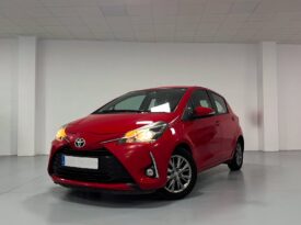 TOYOTA Yaris 1.0 70 Active