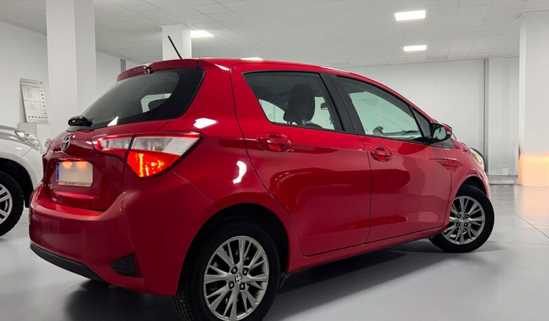 TOYOTA Yaris 1.0 70 Active lleno