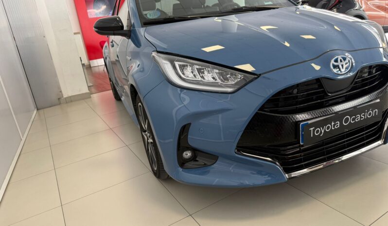 TOYOTA Yaris 1.5 120H Style Plus lleno
