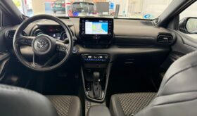 TOYOTA Yaris 1.5 120H Style Plus