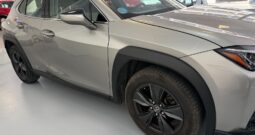 LEXUS UX 2.0 250h Business