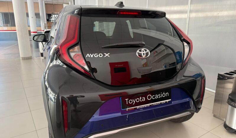 TOYOTA Aygo X Cross 1.0 VVTI 72CV Trendy Edition lleno
